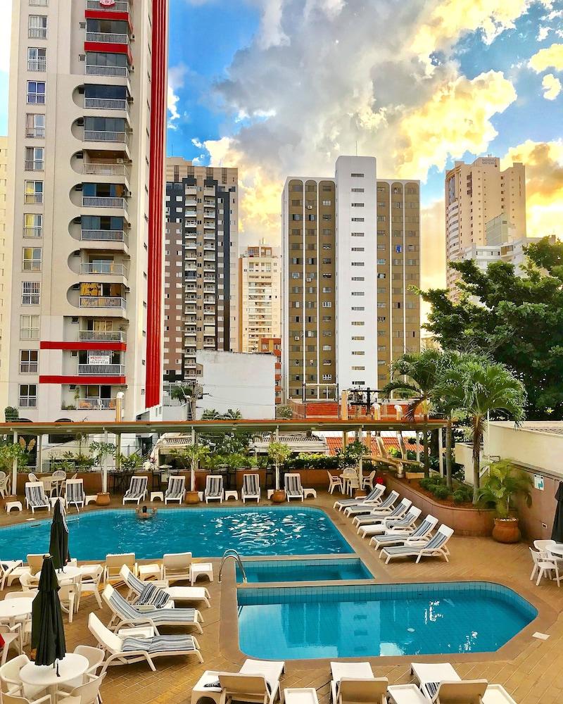 Castro'S Park Hotel Goiânia Eksteriør billede